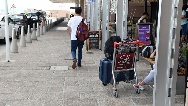 El aeropuerto de Mendoza fue uno de los afectados por la medida de fuerza Foto: Alf Ponce Mercado/MDZ
