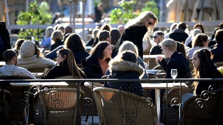 Terraza de un restaurante en Estocolmo, Suecia, el 26 de marzo de 2020.