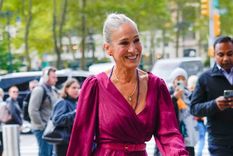 Sarah Jessica Parker y el color magenta