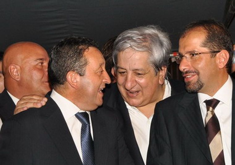 Jaque, animado junto a Piumato y Cazabán. Foto: Alf Ponce / MDZ