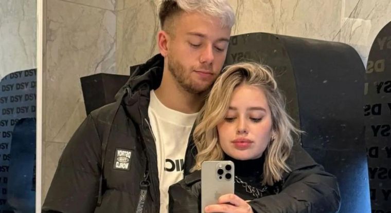 Nacho Castañares no se pudo contener ante una sensual foto de Coti Romero Los ex Gran Hermano confirmaron su relación hace unas semanas Foto: Archivo