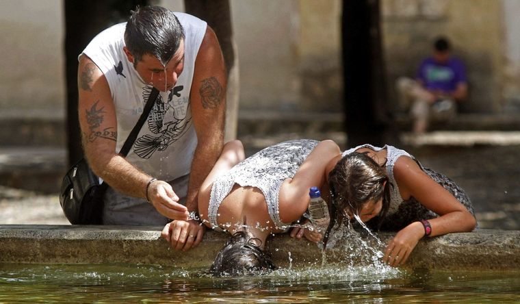 Se esperan altas temperaturas para este martes. Foto: EFE
