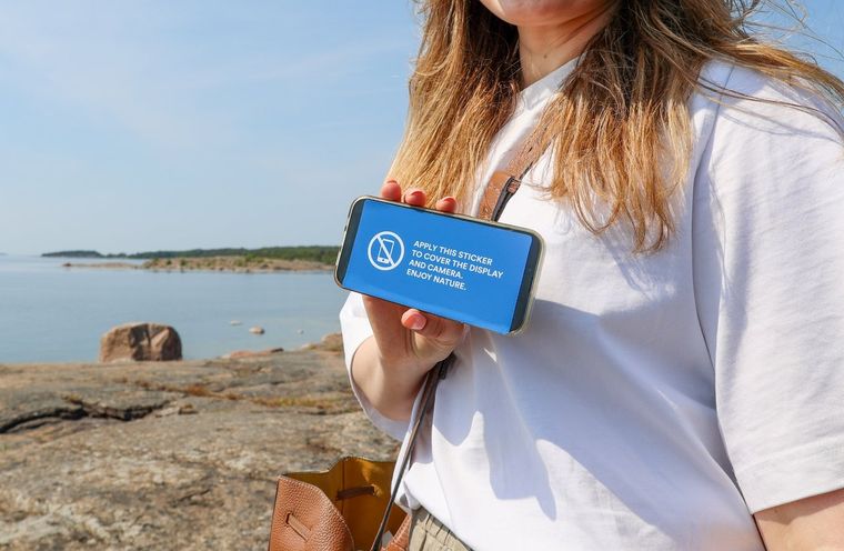 Se insta a los turistas que visiten Ulko-Tammio a guardar sus teléfonos durante su visita. Foto: Annika Ruohonen Foto: Annika Ruohonen