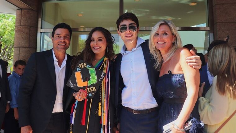 Foto: https://mx.hola.com/famosos/2022121846152/chayanne-isadora-hija-graduacion/