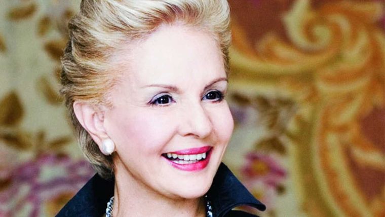 Cuatro consejos cortesía de Carolina Herrera para lucir bien a cualquier edad