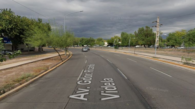 La peligrosa curva de la Costanera donde se produjo el accidente fatal de este viernes.&nbsp;