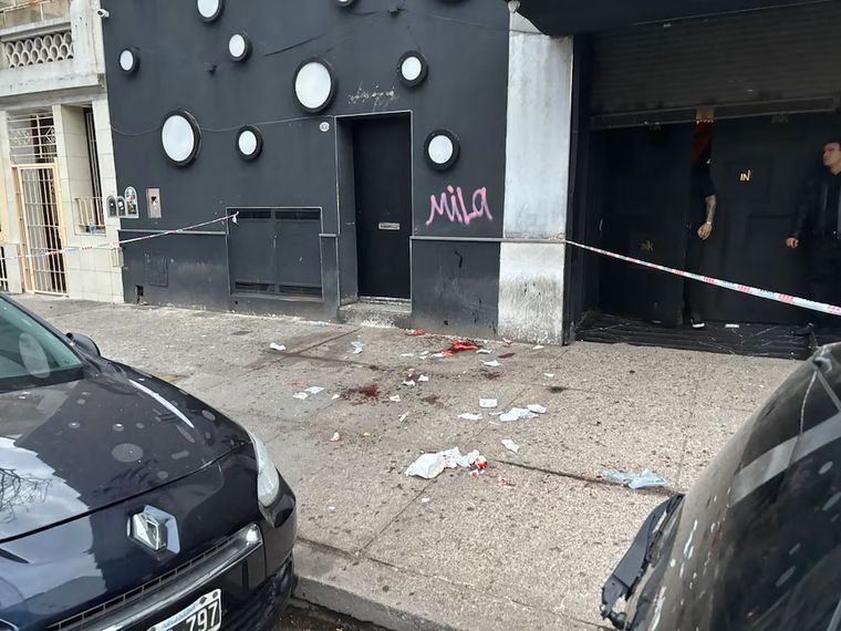 Según informaron fuentes policiales, la riña se habría originado dentro del local bailable tras el robo de una cadenita a un joven.