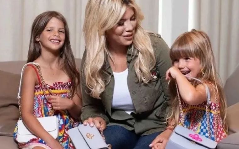 Wanda Nara y sus hijas Francesca e Isabella. Foto: Instagram Wanda Nara Wanda Nara y sus hijas Francesca e Isabella. Foto: Instagram Wanda Nara