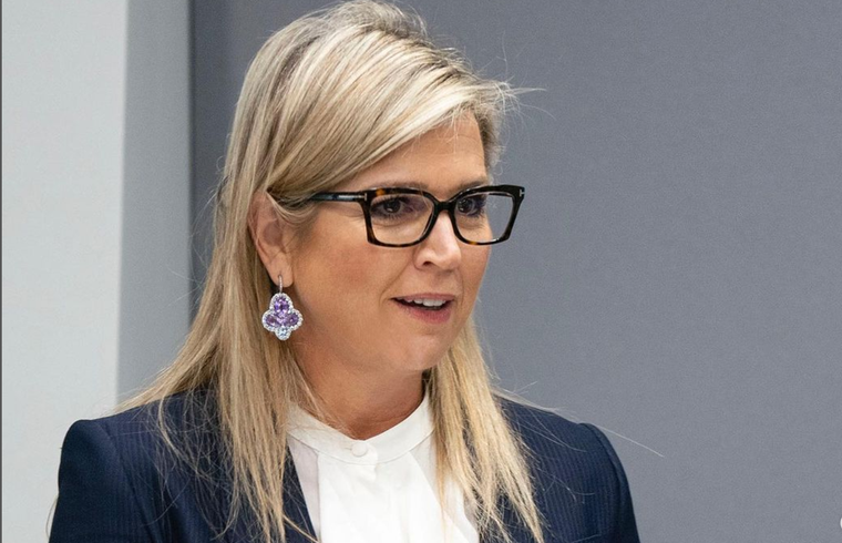 Máxima de los Países Bajos siempre nos muestra cómo llevar un look clásico y con estilo. Foto: Instagram @koninklijkhuis