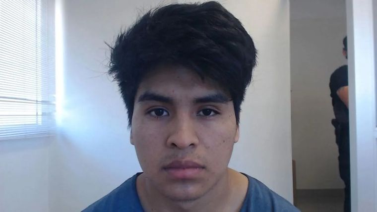 El joven tiene 22 años y en noviembre de 2020 apuñaló  y mató a su excuñada de 14