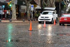 Mendoza tendrá un jueves cálido (31°) y, desde la noche, tormentas con posible granizo; rige una alerta amarilla para Gran Mendoza, Valle de Uco y el sur. Mendoza tendrá un jueves cálido (31°) y, desde la noche, tormentas con posible granizo; rige una alerta amarilla para Gran Mendoza, Valle de Uco y el sur.