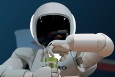 el nuevo robot que se expresa en lenguaje de senas
