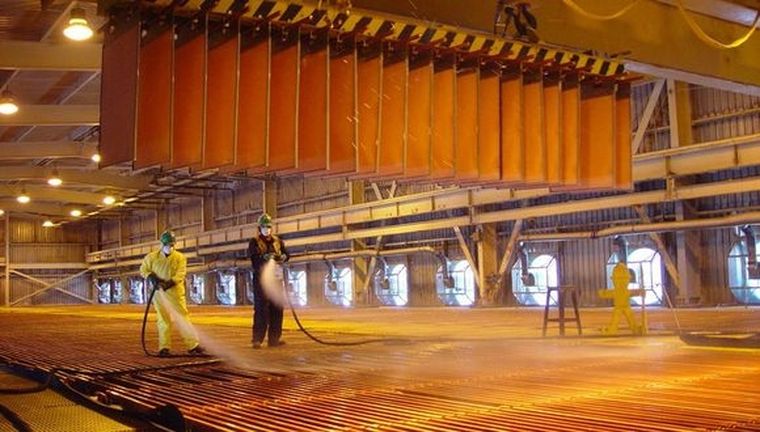 El mundo de la minería del cobre atento a las acciones de Trump.