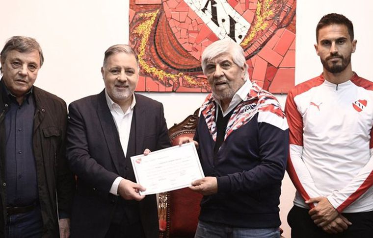 Fabián Doman asumió la presidencia tras la gestión de Hugo Moyano.