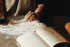 Aquí un listado de libros extraños que escribieron algunos famosos.