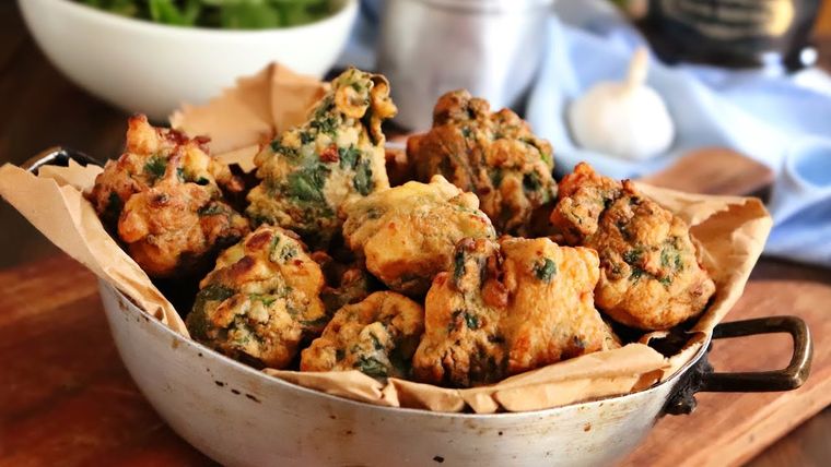 Los buñuelos de acelga como entrada o snack son increíbles. Foto: Archivo