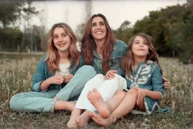 LA SOLE HABLÓ DE LA EXPOSICIÓN DE SUS HIJAS Y SE REFIRIÓ AL FUTURO ARTÍSTICO DE ELLAS.