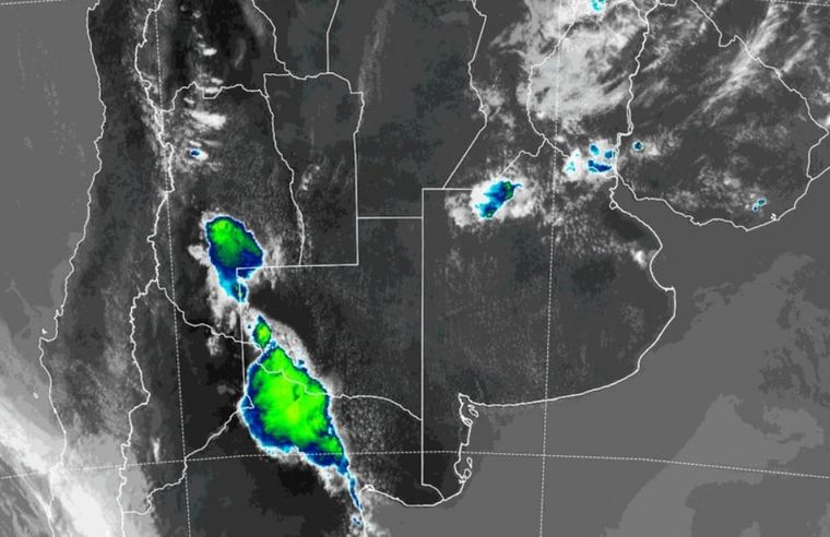 La supercelda de tormenta con los radares del Servicio Meteorológico Nacional. La supercelda de tormenta con los radares del Servicio Meteorológico Nacional.
