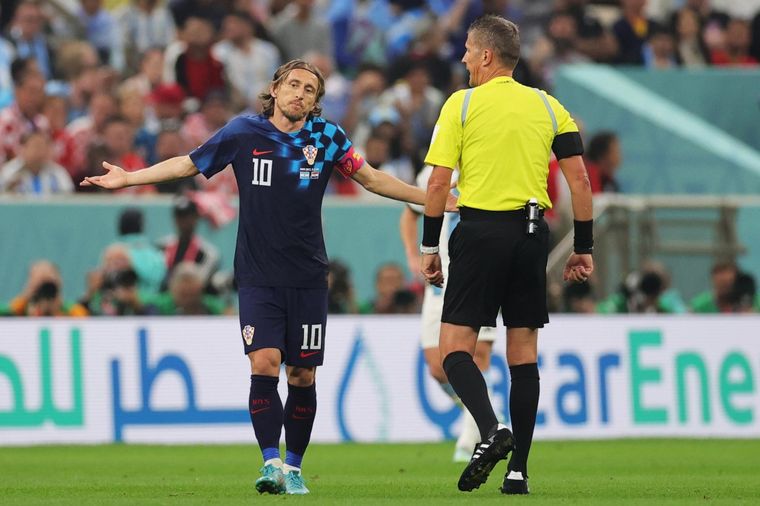 Modric le pegó duro al árbitro. Foto: EFE