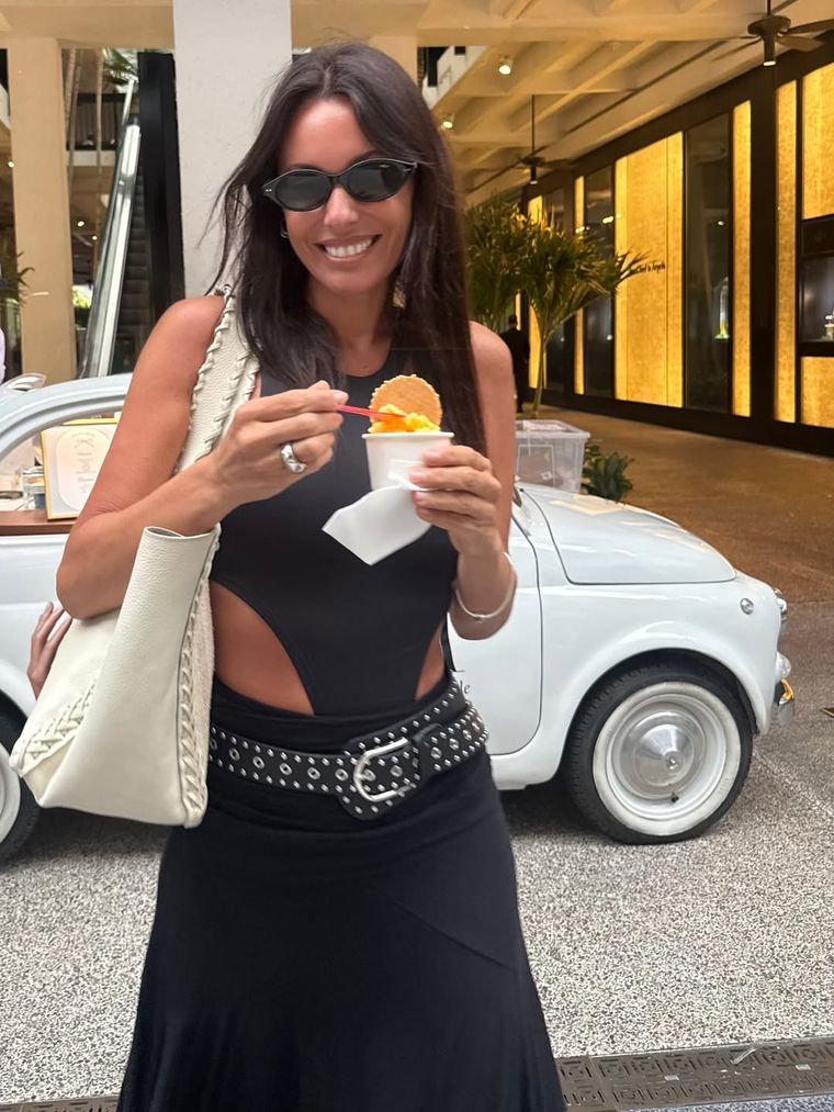 Pampita en Miami. Pampita en Miami.