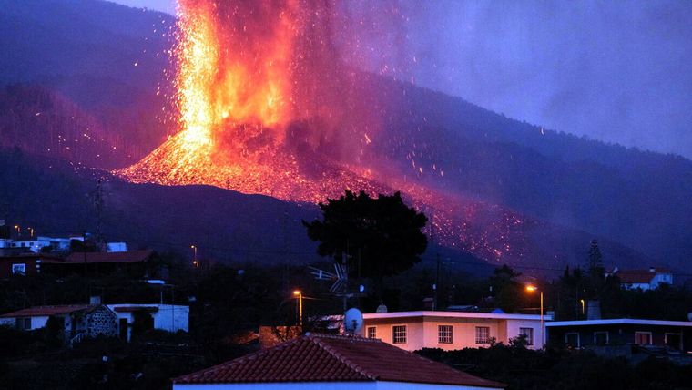 Desde el 19 de septiembre brota la lava. Foto: France24