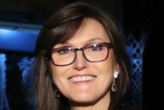 Cathie Wood invierte en las empresas que creen que tienen potencial para cambiar la economía. Foto: GETTY IMAGES