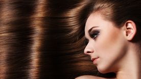 Recuperar el brillo de un pelo seco, es posible. Foto: Foto de Mujer creado por Racool_studio - www.freepik.es