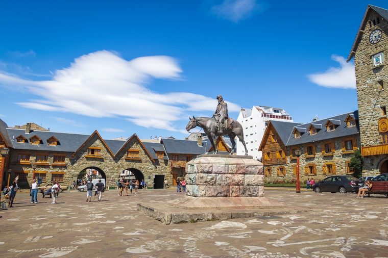 Además de la remoción de la estatua de Roca, el proyecto comprende una remodelación del popular Centro Cívico. Foto: Shutterstock