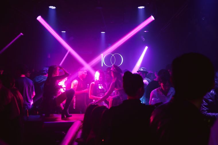 El curioso club nocturno que abrió en Puerto Madero y sólo abrirá 100 veces