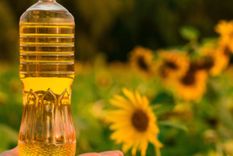 Así se abre correctamente esta botella.