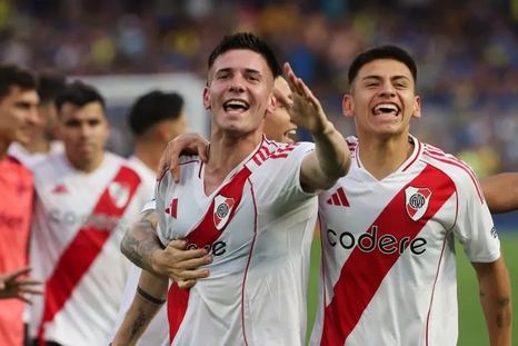 River sueña en grande y apunta a dos regresos que ilusionan a todos los hinchas. River sueña en grande y apunta a dos regresos que ilusionan a todos los hinchas.