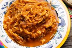 Pollo desmenuzado con chipotle Una receta para hacer en pocos pasos Foto: Shutterstock