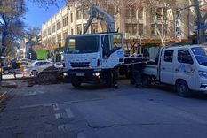 La esquina de Necochea y San Martín se encuentra cortada por trabajos en la zona La esquina de Necochea y San Martín se encuentra cortada por trabajos en la zona