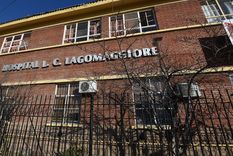 El Hospital Lagomaggiore funcionó como uno de los centros centinelas de seguimiento de efectos adversos de la vacunación contra el coronavirus Foto: ALF PONCE MERCADO / MDZ