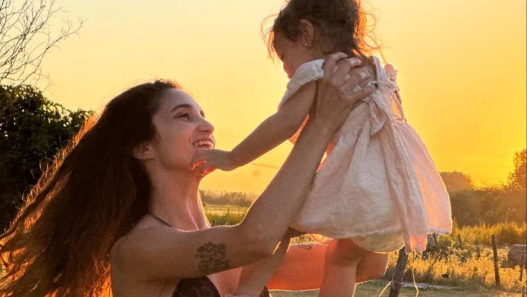 Cómo está la hija de Melody Luz. Foto: Instagram: @melodyluz