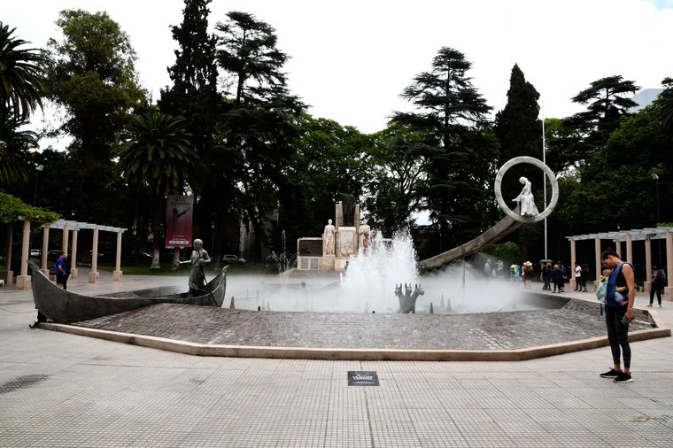 Plaza Italia. Plaza Italia.