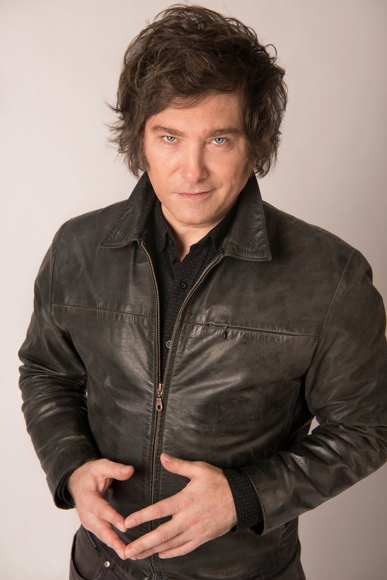 Javier Milei donará su sueldo como diputado nacional. Foto: Twitter (@MikeLuca7)