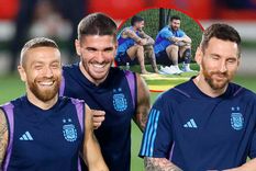 Papu Gómez, De Paul y Messi, protagonistas de un ritual de buena energía en Qatar 2022 Papu Gómez, De Paul y Messi, protagonistas de un ritual de buena energía en Qatar 2022