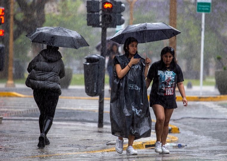 Las tormentas azotarán al AMBA durante gran parte de la jornada Foto: NA