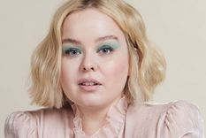 Foto: https://www.velvetgossip.it/2022/02/01/nicola-coughlan-di-bridgerton-invita-i-fan-a-non-commentare-il-suo-corpo/