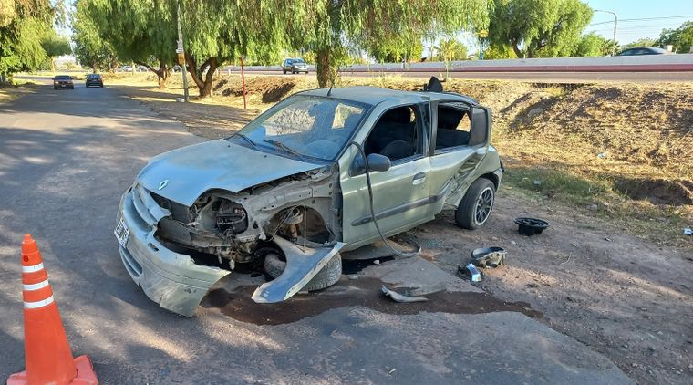Así quedó el vehículo Foto: Twitter: @MATIPASCUALETTI