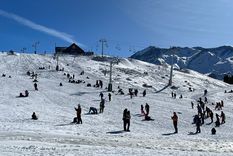 El centro de ski abrió sus pistas de manera parcial, solo el Sector 1 está habilitado Foto: Felicitas Oyhenart