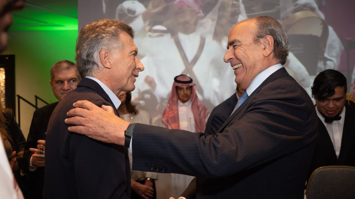 Milei escuchó a Macri, pero la guerra en el “Triángulo de Hierro” hace peligrar su propio destino