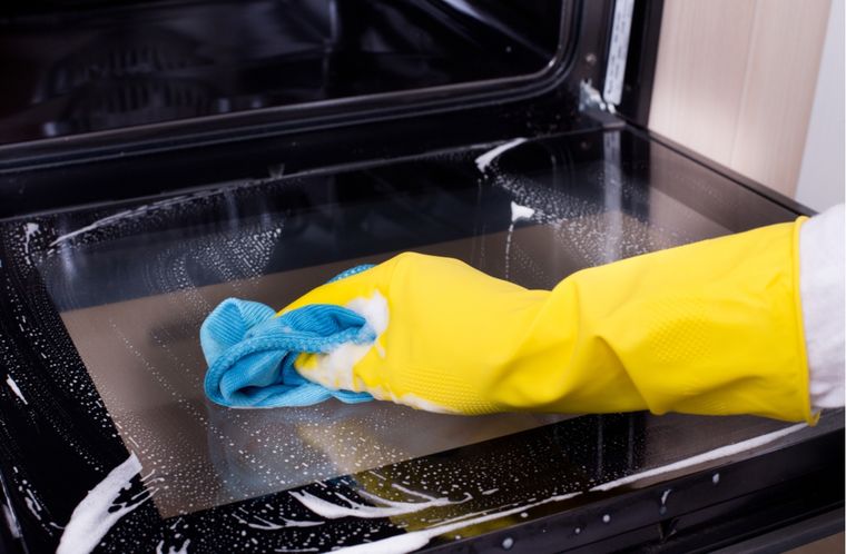 Con este truco de limpieza el horno quedará impecable. Foto: Shutterstock