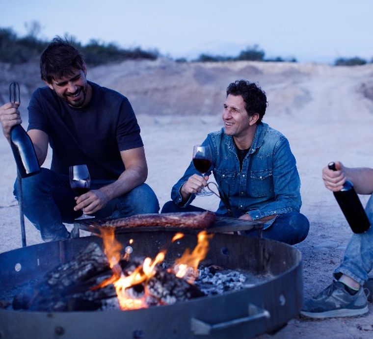 A la derecha, Ariel Núñez Porolli, de larga experiencia en la industria vitivinícola, quien se suma a Bodegas Bianchi. A la derecha, Ariel Núñez Porolli, de larga experiencia en la industria vitivinícola, quien se suma a Bodegas Bianchi.