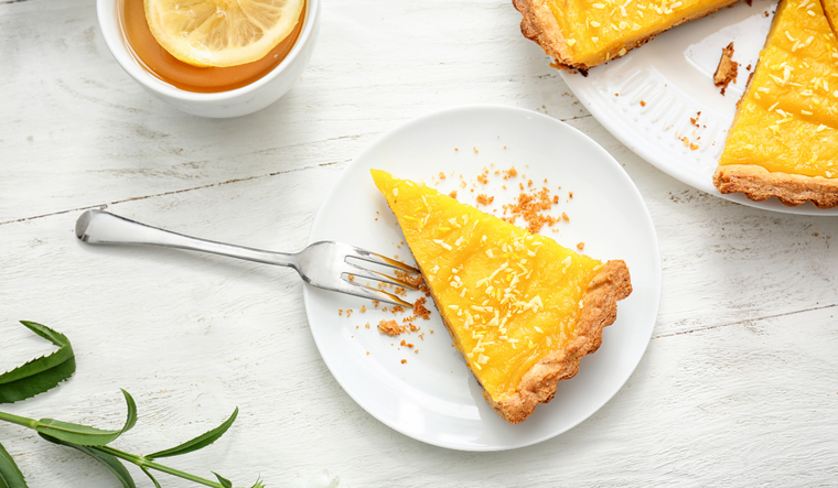 Una receta fácil sin azúcares pesados: mini tartas de ricota y limón. Una receta fácil sin azúcares pesados: mini tartas de ricota y limón.