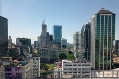 El Microcentro porteño ha experimentado cambios en los últimos años, pasando de la demanda uso comercial o corporativa a la vivienda. Foto: ALF PONCE MERCADO / MDZ