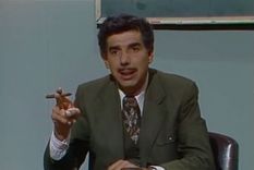 Antes de ser el Profesor Jirafales, fue un ejecutivo más de Televisa