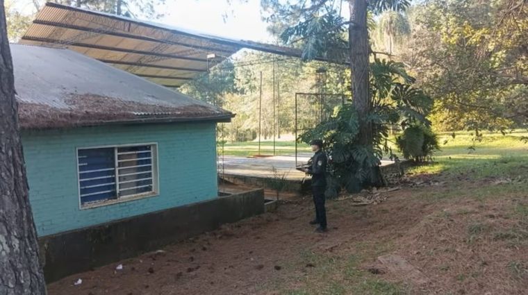 Un adolescente de 13 años falleció tras recibir una descarga eléctrica en el techo de una escuela en Misiones.