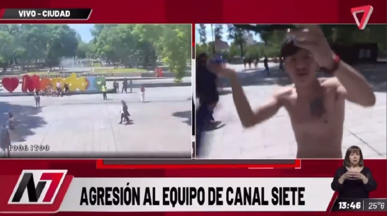 Continúa la violencia de los hinchas de Colo Colo en Mendoza. Foto: Captura de pantalla TV